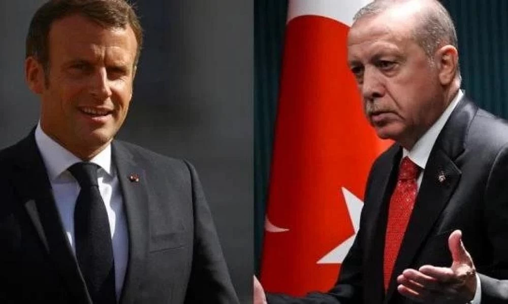 "Μαλλιά κουβάρια" έχουν γίνει στην Γαλλία: Η Αριστερά δεν στηρίζει Μακρόν